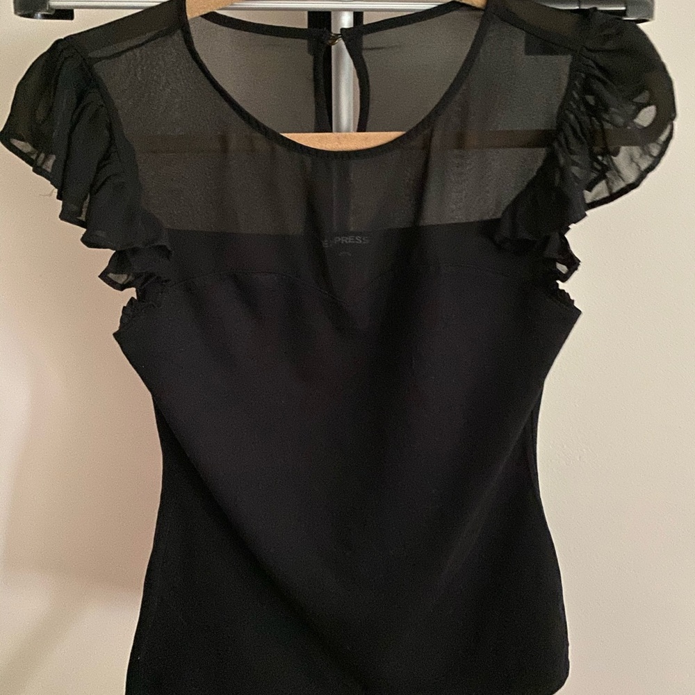 Express Black Top